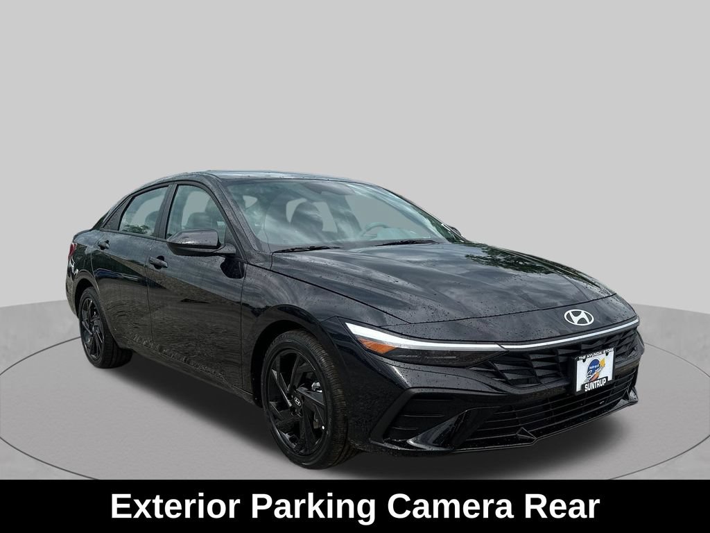 Used 2026 Hyundai Elantra Sport FWD image 9