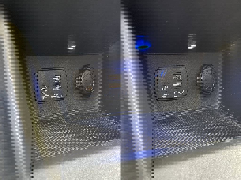 Used 2024 Subaru Forester Premium image 26