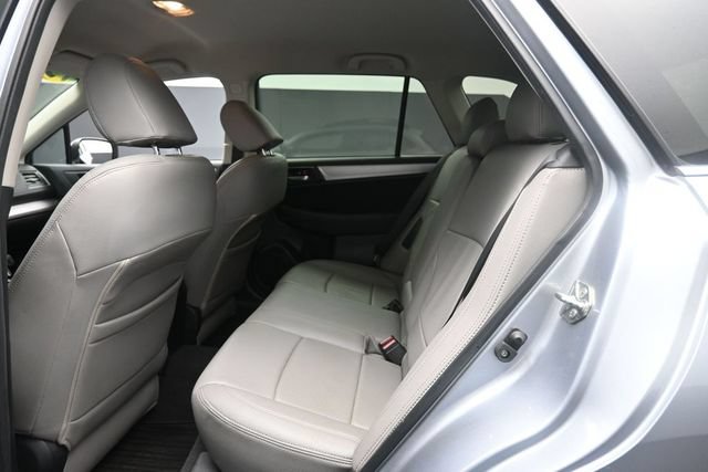 Used 2015 Subaru Outback 2.5i Premium AWD/4WD image 20