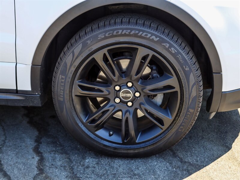 Used 2017 Land Rover Range Rover Evoque HSE Dynamic AWD/4WD image 12
