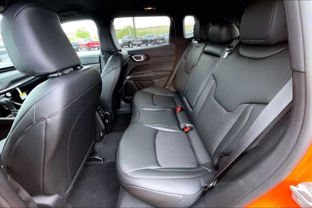 New 2026 Jeep Compass Latitude AWD/4WD image 10
