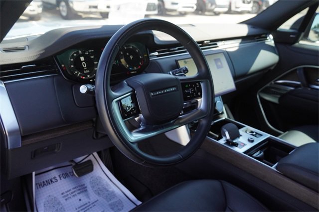 Used 2023 Land Rover Range Rover SE image 19