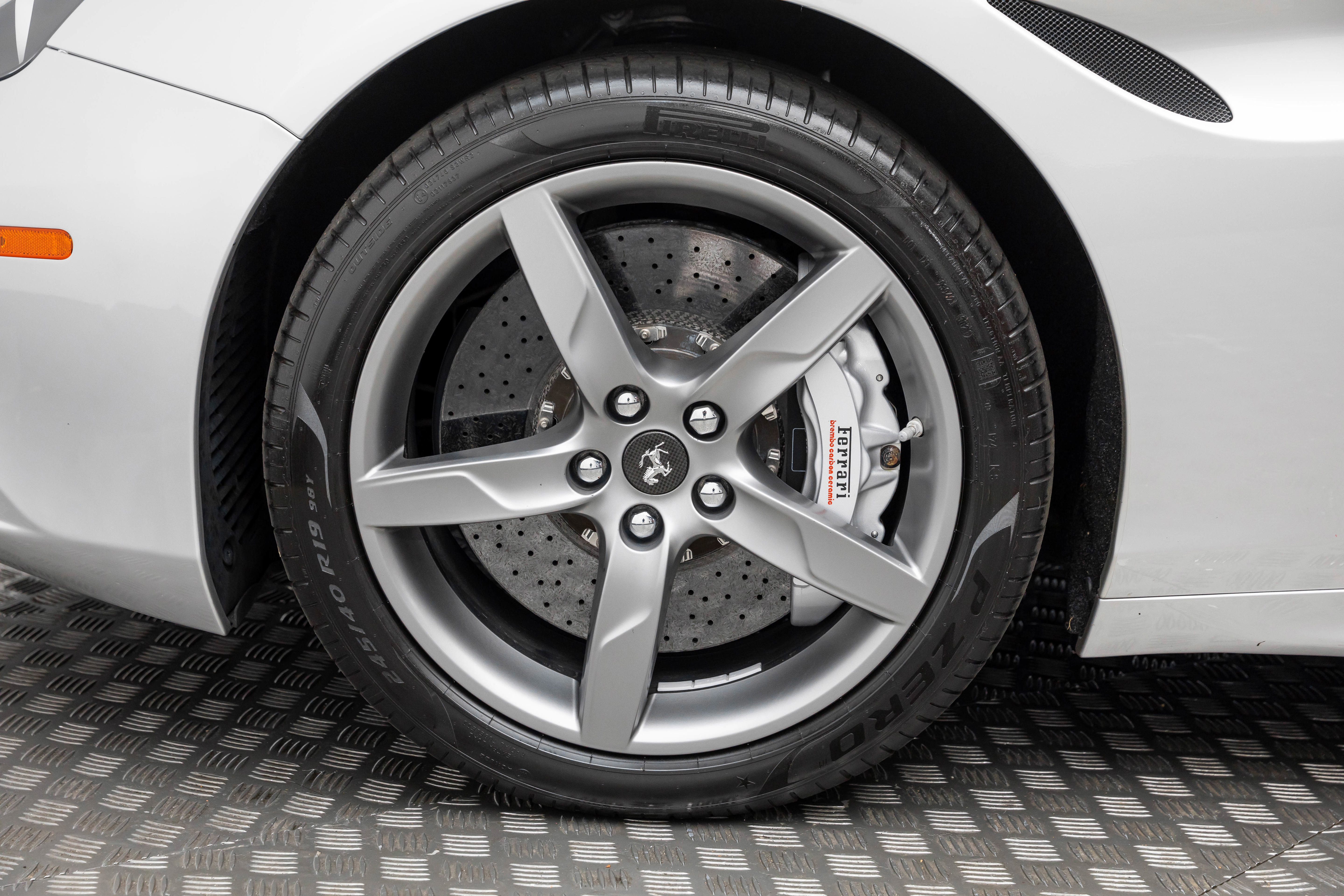 Certified 2016 Ferrari California T image 45