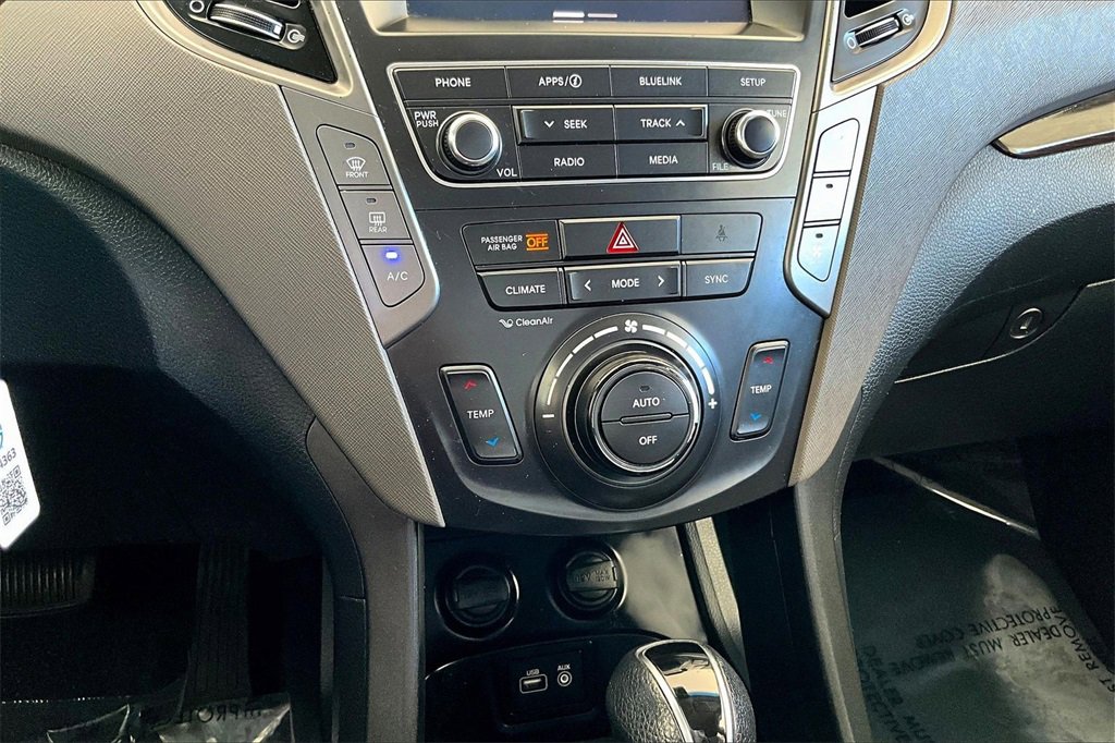 Used 2018 Hyundai Santa Fe SE w/ Cargo Package image 15