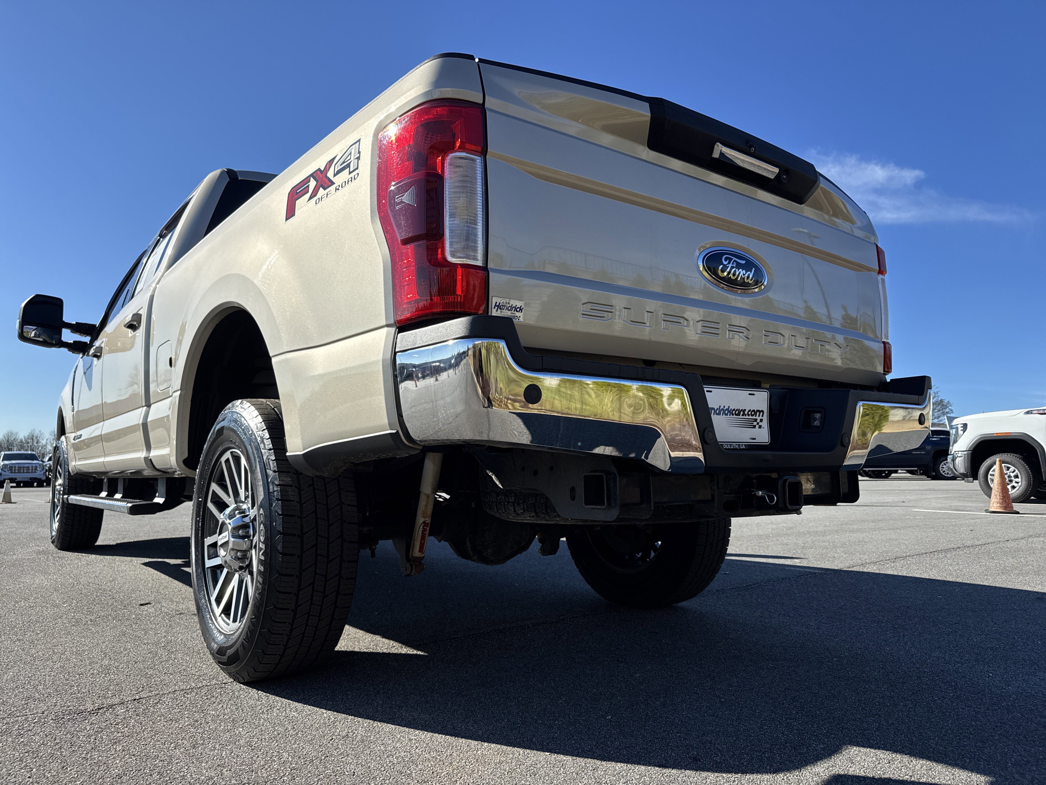 Used 2017 Ford F250 Lariat w/ FX4 Off-Road Package image 8