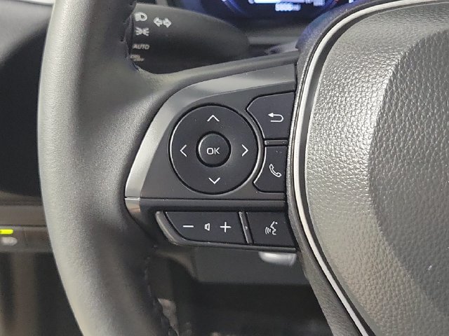 Used 2026 Toyota Corolla SE w/ SE Package FWD image 24