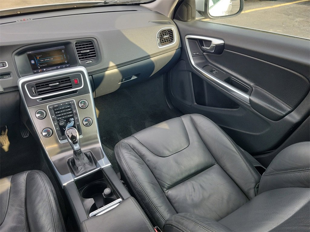 Used 2014 Volvo S60 T5 image 12