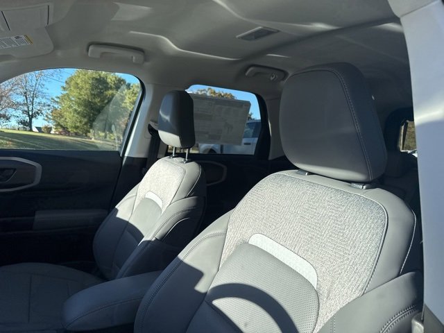 New 2025 Ford Bronco Sport Badlands image 17