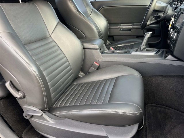 Used 2010 Dodge Challenger R/T image 18