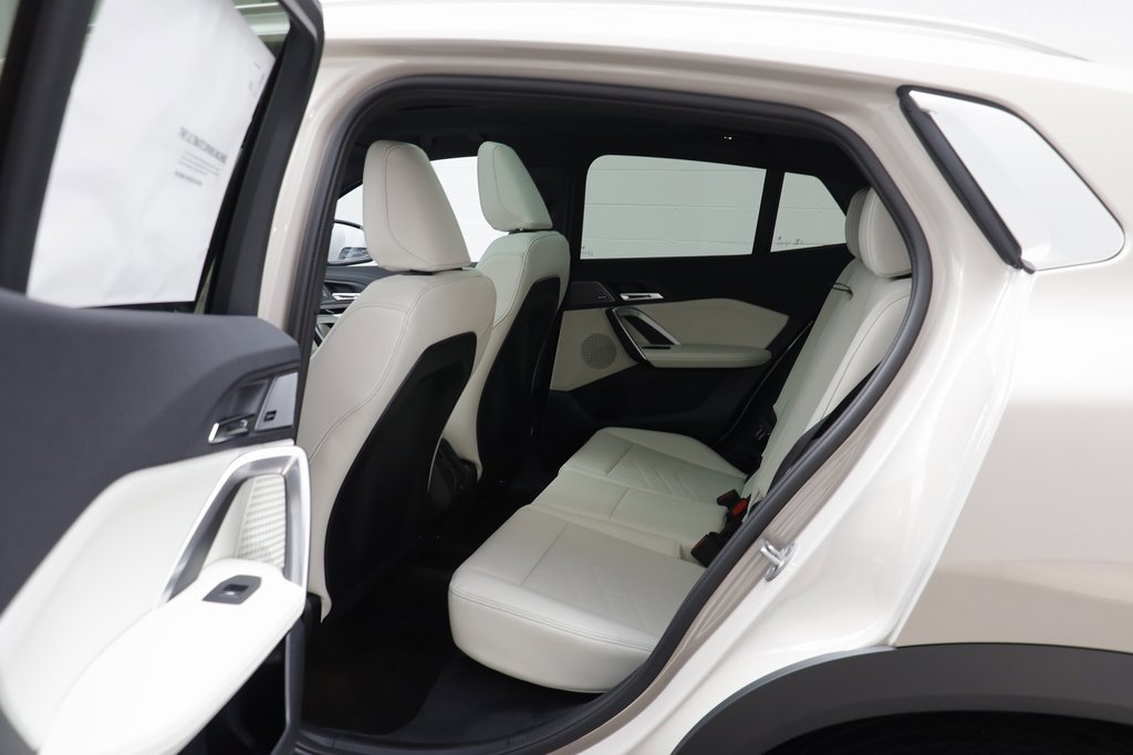 New 2026 BMW X2 xDrive28i w/ Convenience Package image 14