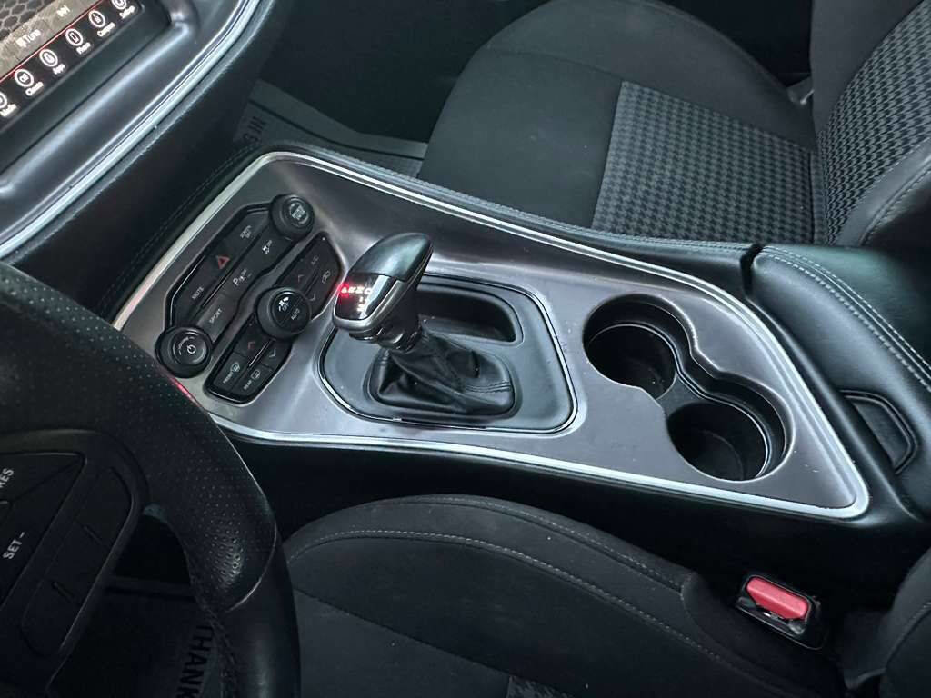 Used 2022 Dodge Challenger GT image 14