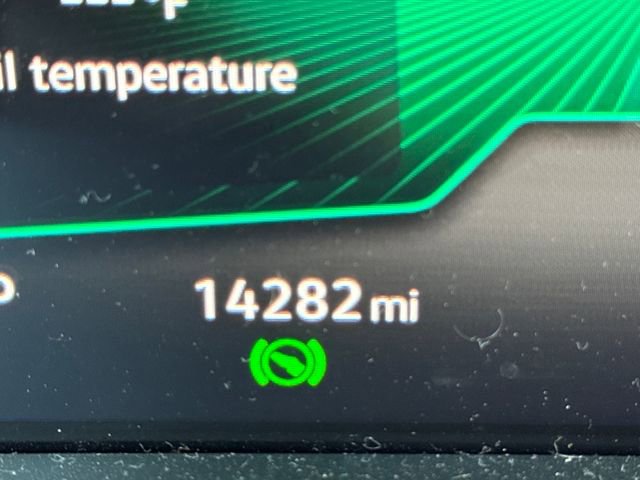 Used 2024 Volkswagen Tiguan SE R-Line image 24