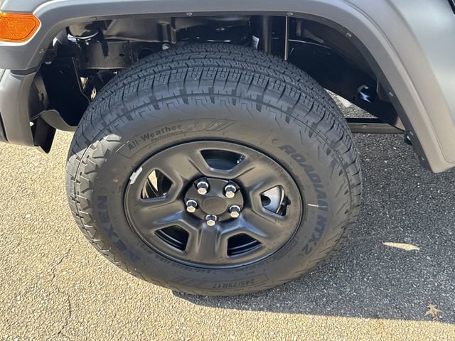 Used 2026 Jeep Wrangler Sport AWD/4WD image 11