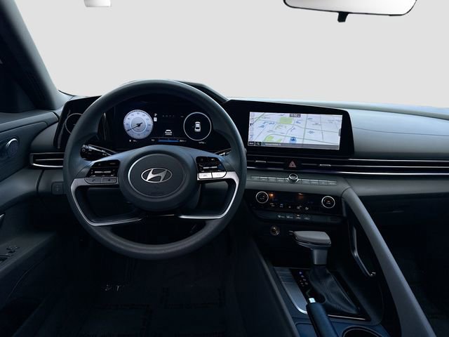 Used 2024 Hyundai Elantra SEL image 22