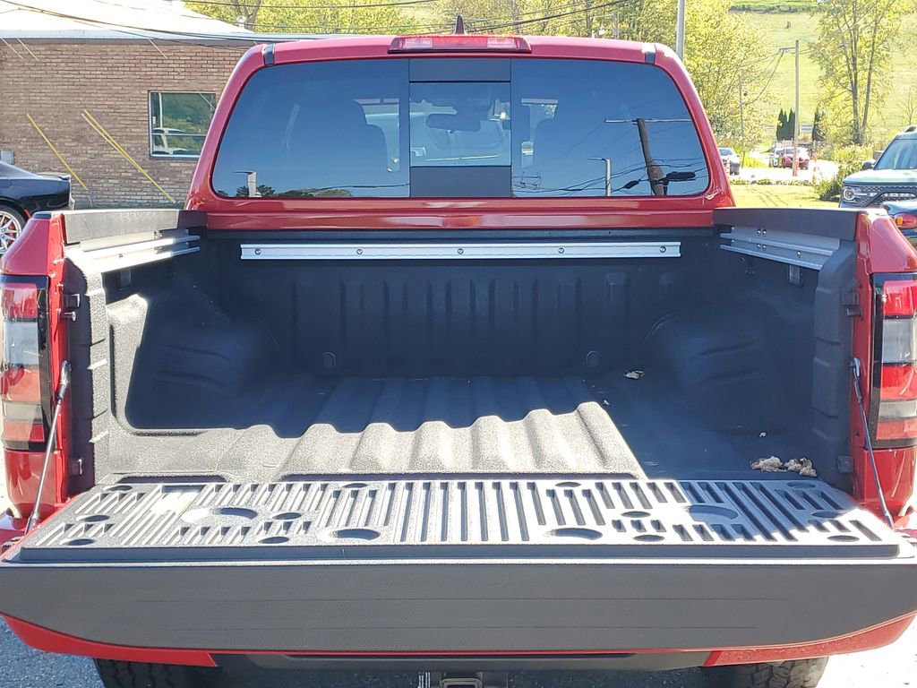 New 2026 Nissan Frontier PRO-4X w/ Pro-4x Convenience Package image 7