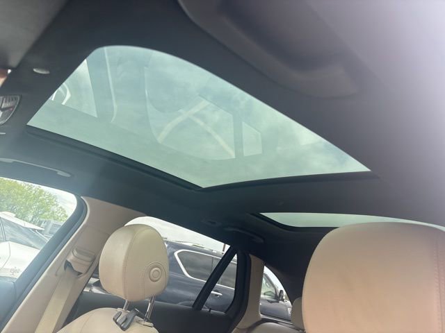 Used 2021 Mercedes-Benz GLC 300 4MATIC image 6