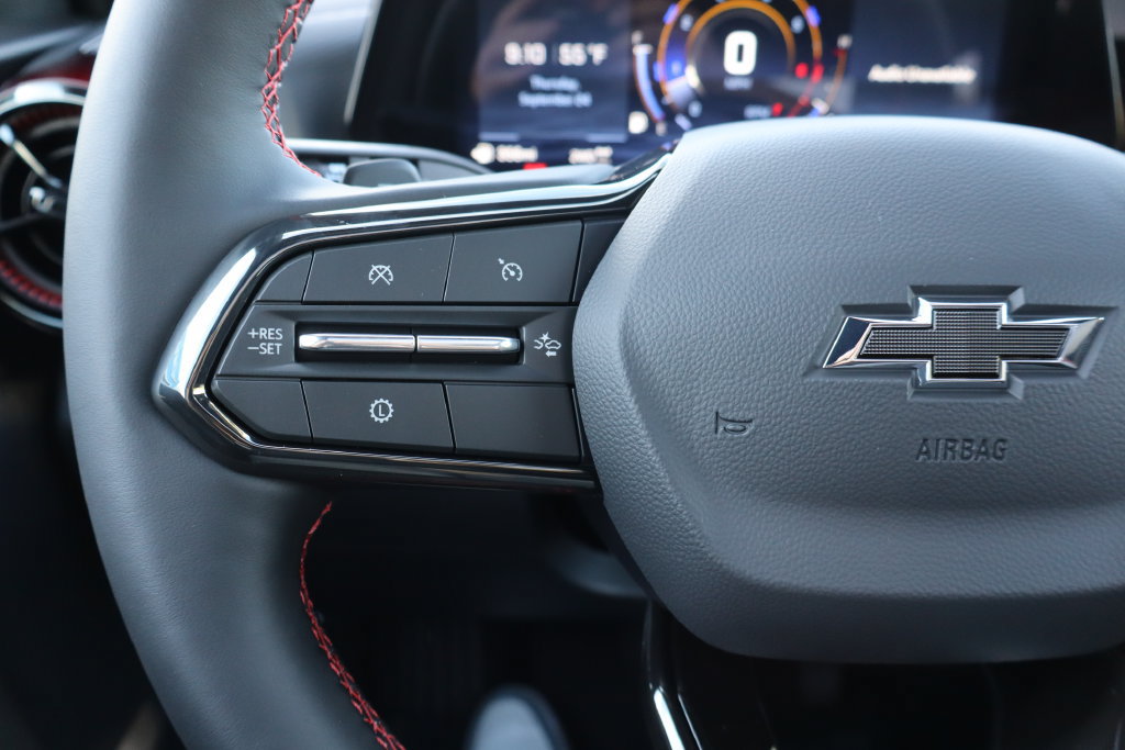 New 2027 Chevrolet Equinox RS w/ Safety and Technology Package AWD/4WD image 7