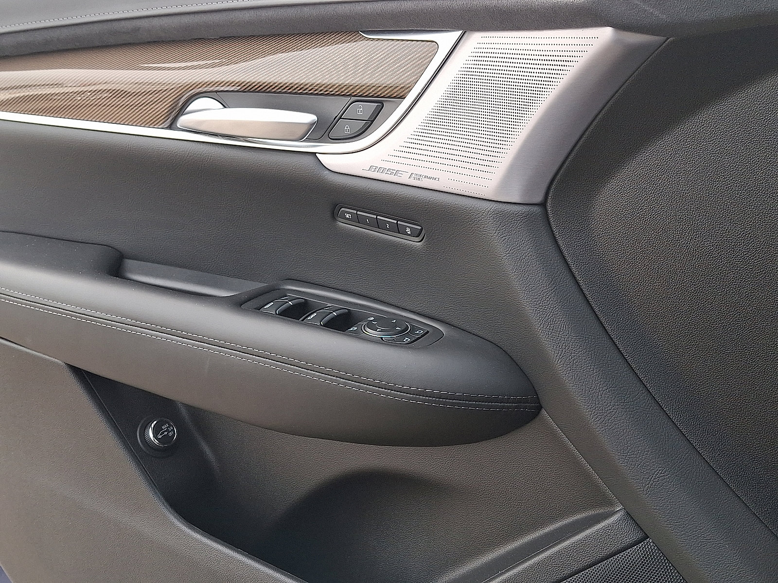 Certified 2023 Cadillac XT5 Premium Luxury w/ Platinum Package image 13