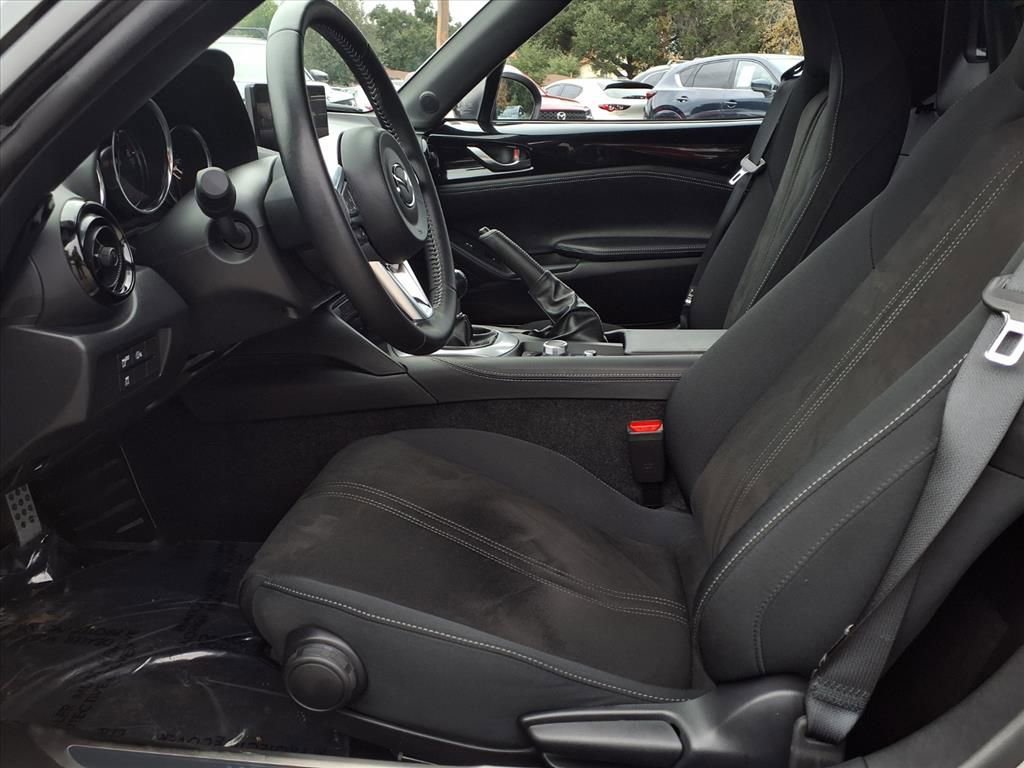 Certified 2024 MAZDA MX-5 Miata Club w/ Interior Package image 17