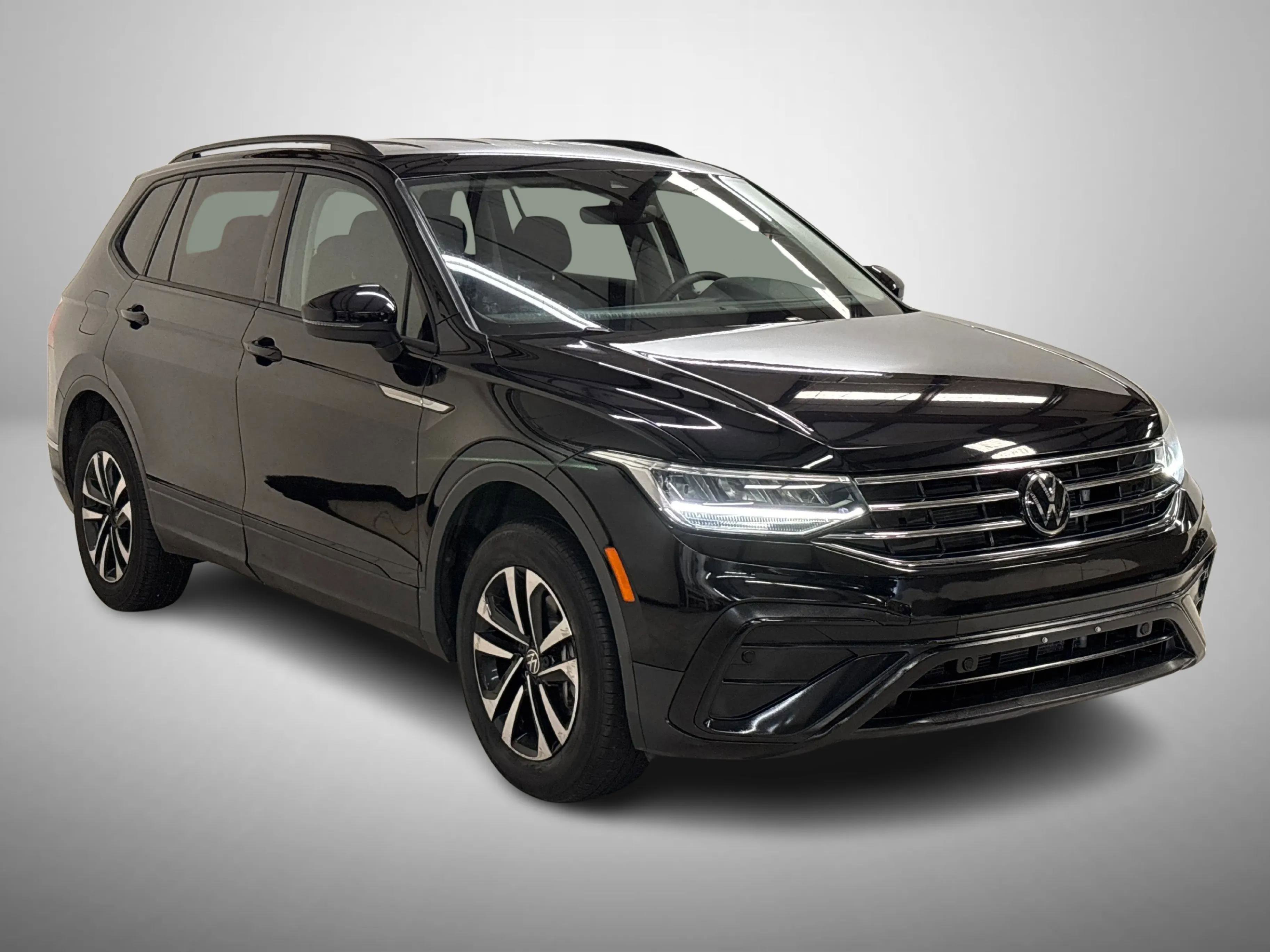 Used 2022 Volkswagen Tiguan S w/ IQ.Drive Package FWD image 3
