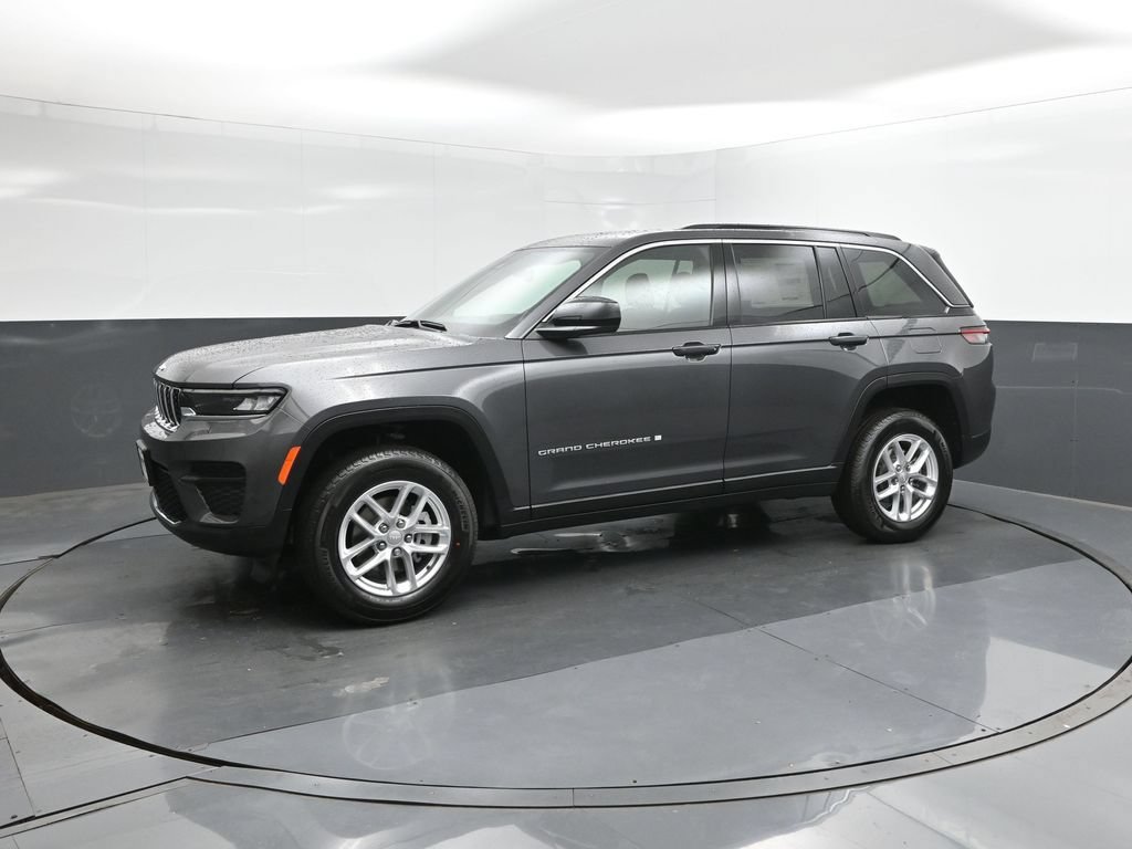 New 2026 Jeep Grand Cherokee Laredo RWD image 30