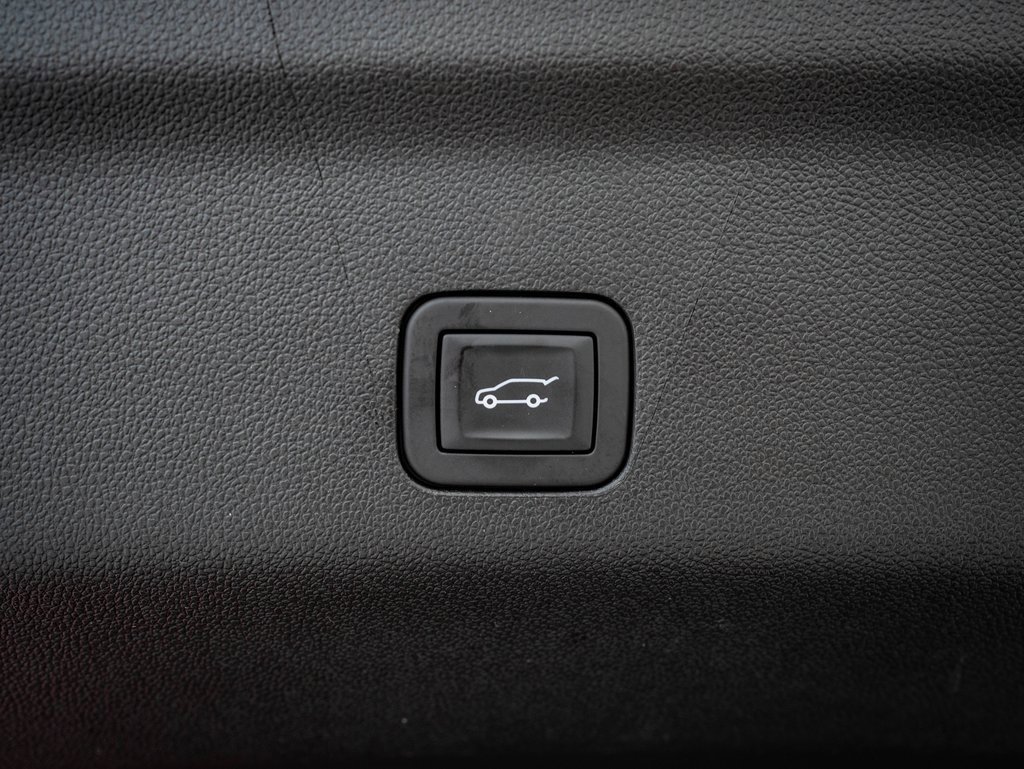 Used 2024 Cadillac Escalade Sport Platinum image 26