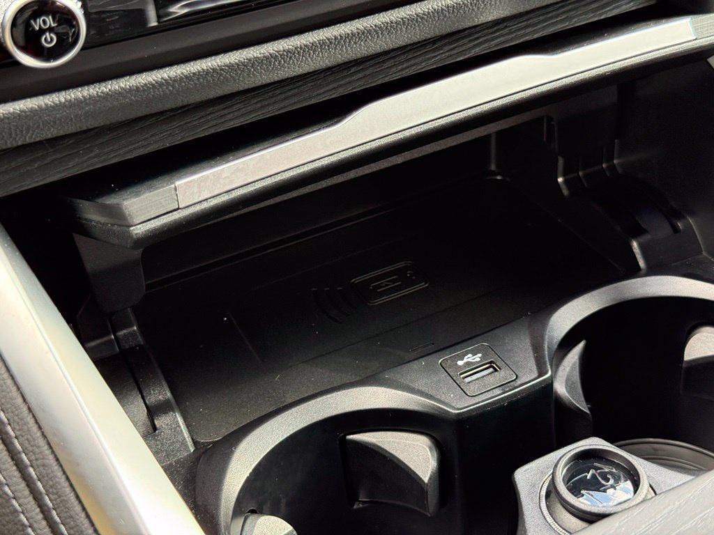 Used 2026 BMW M440i Convertible w/ Premium Package RWD image 33