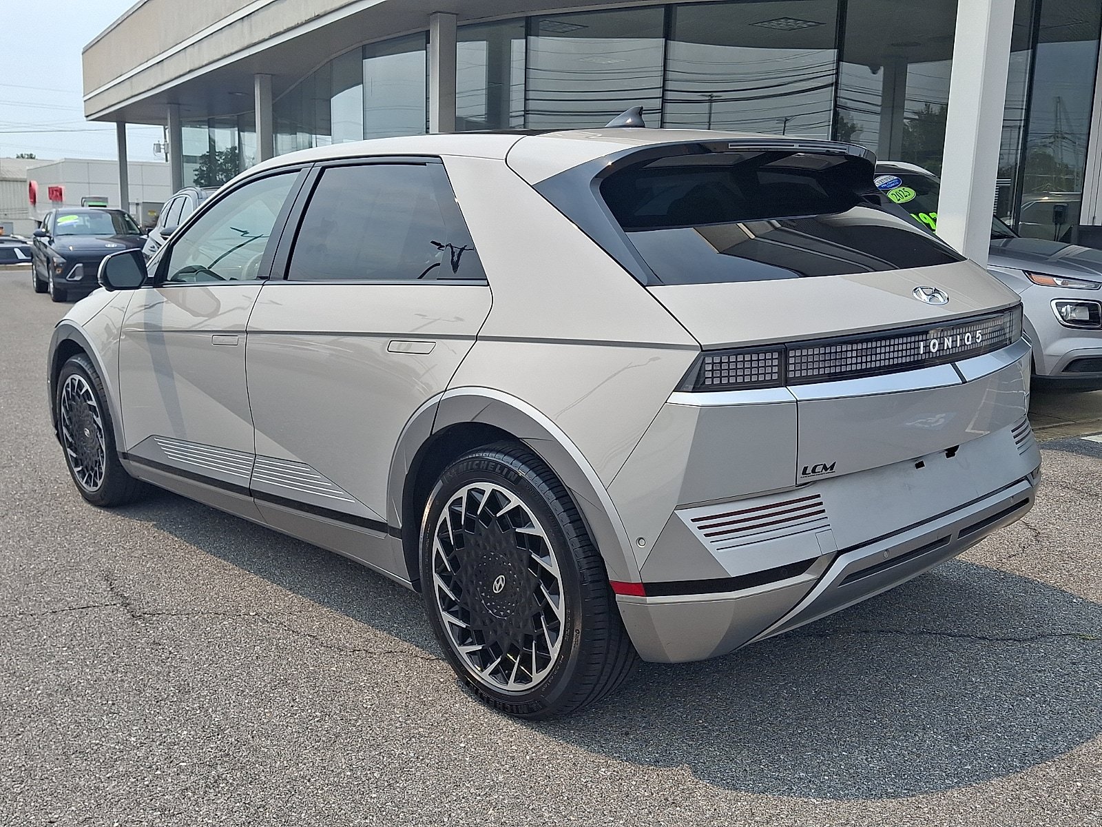 Certified 2023 Hyundai Ioniq 5 Limited AWD/4WD image 7