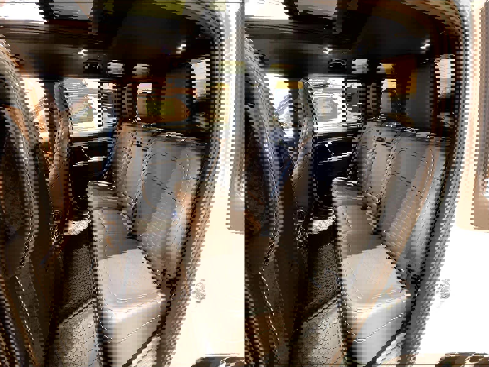 New 2026 Land Rover Defender 110 OCTA image 12