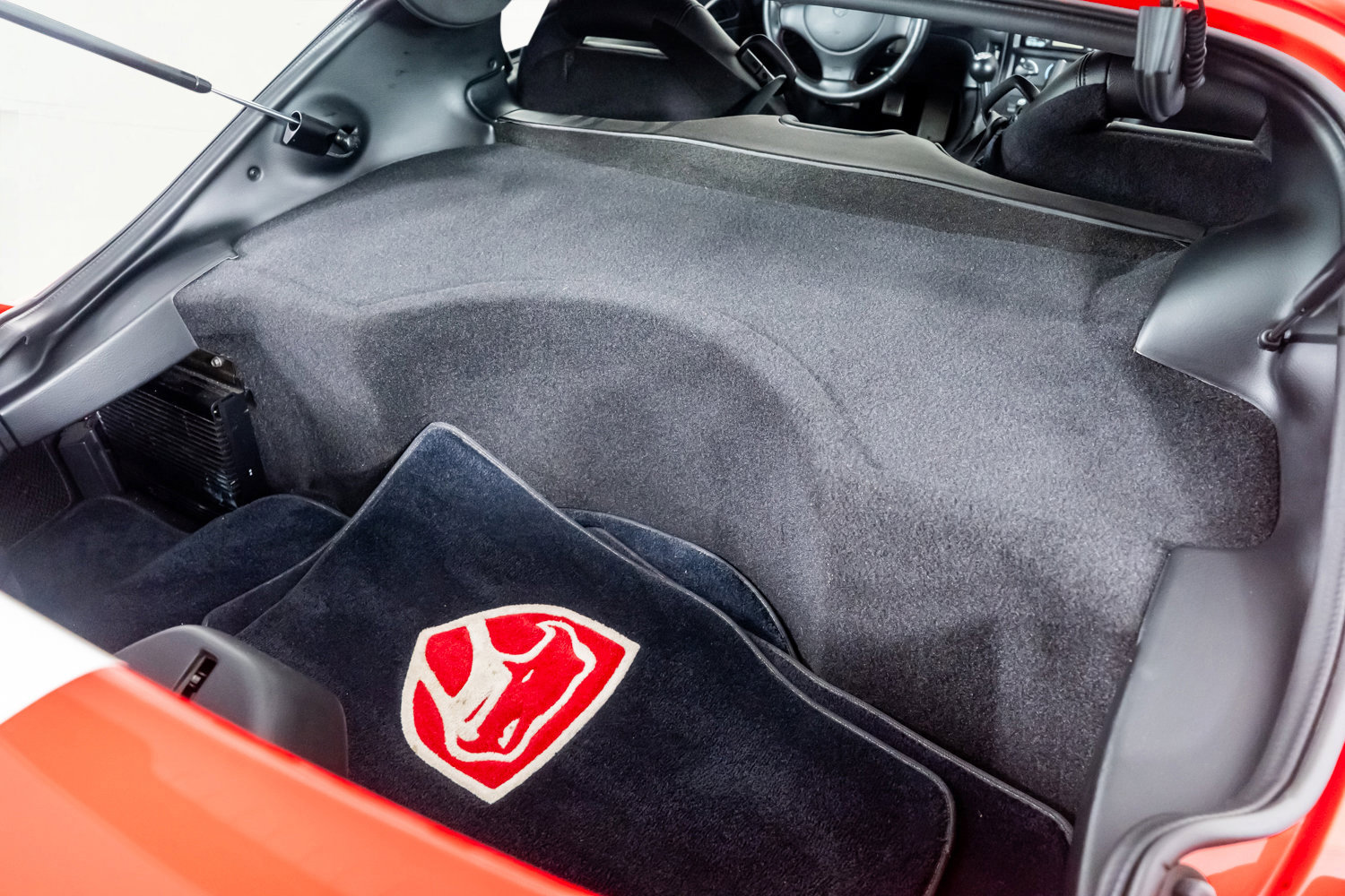 Used 2002 Dodge Viper GTS image 42