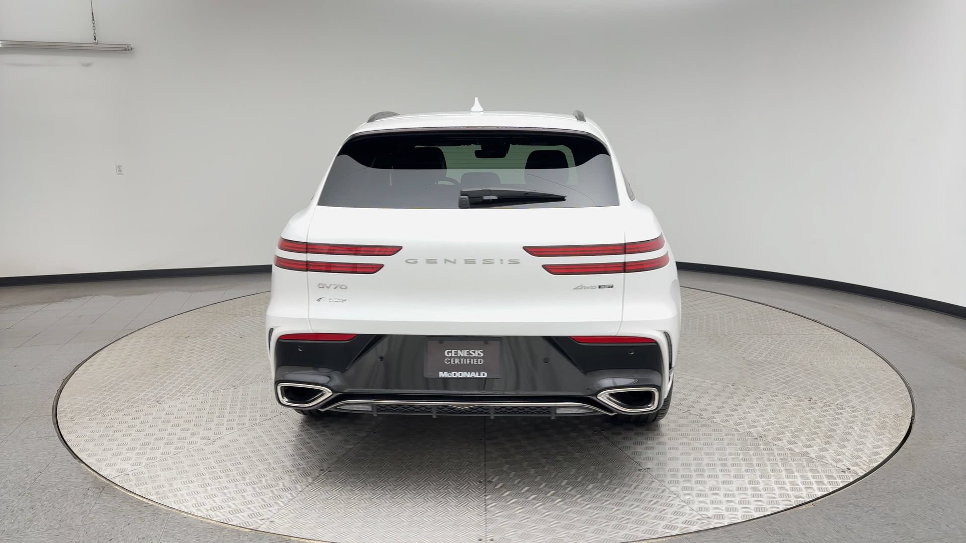 Certified 2026 Genesis GV70 3.5T Sport Prestige AWD/4WD image 3