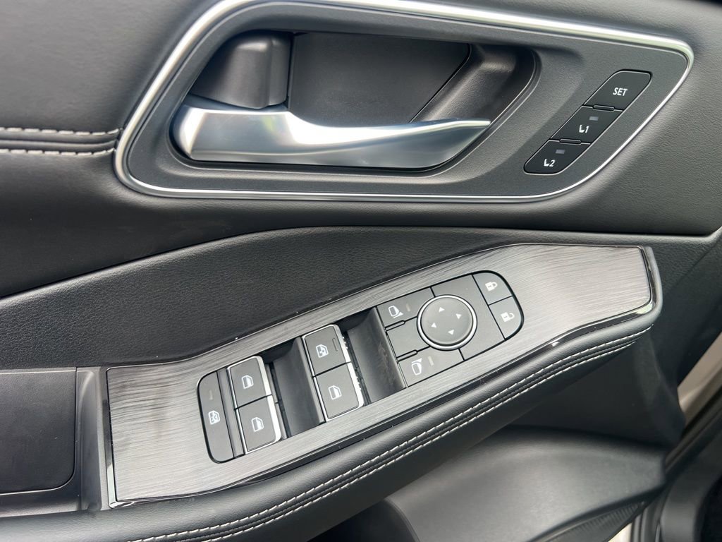 New 2026 Nissan Rogue Platinum image 20