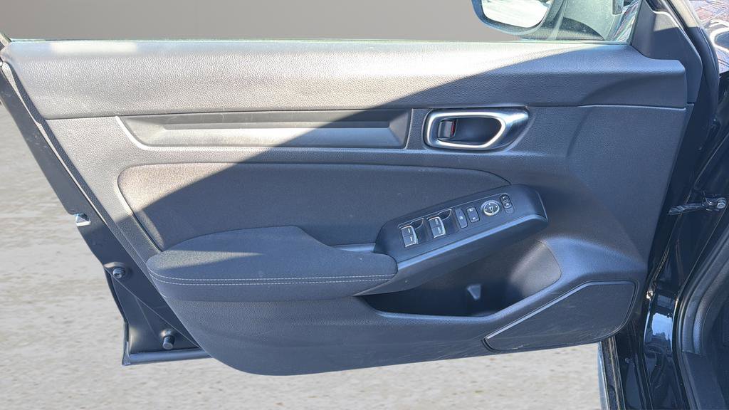 Used 2023 Honda Civic Sport image 10