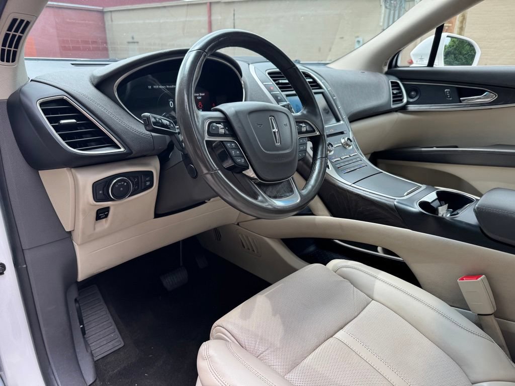 Used 2019 Lincoln Nautilus Reserve AWD/4WD image 24
