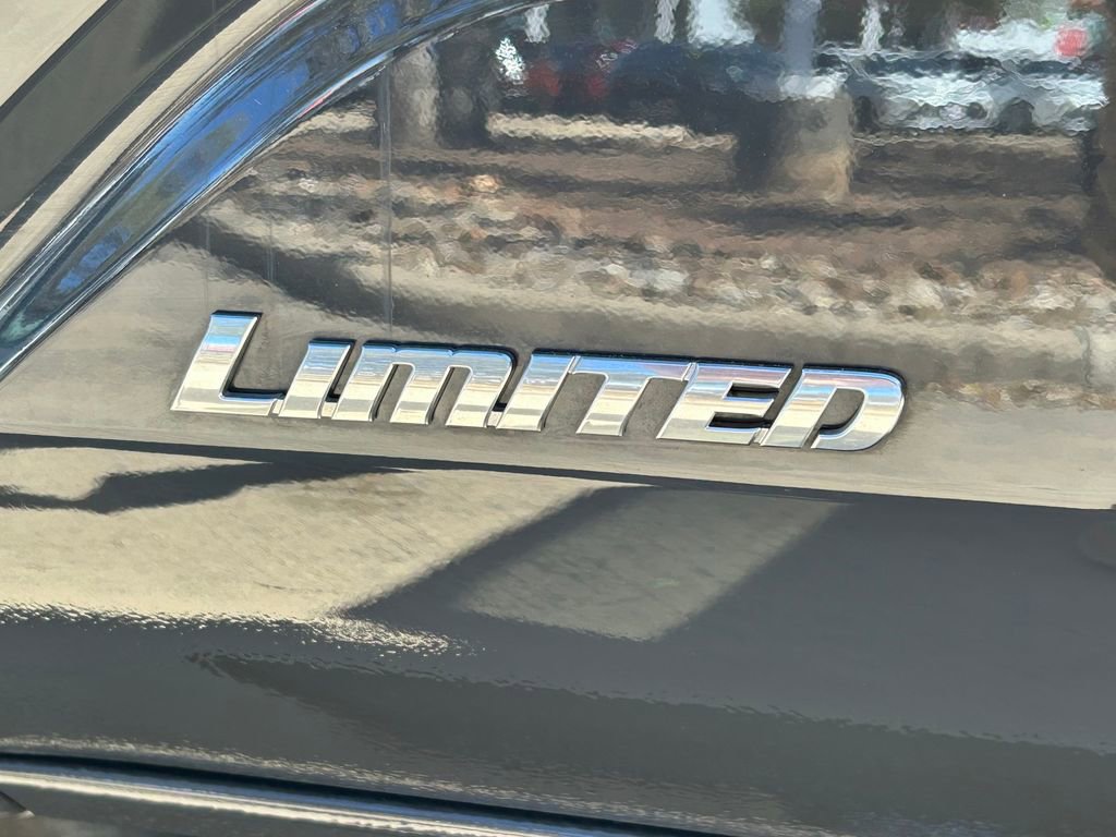 New 2025 Toyota 4Runner Limited image 18