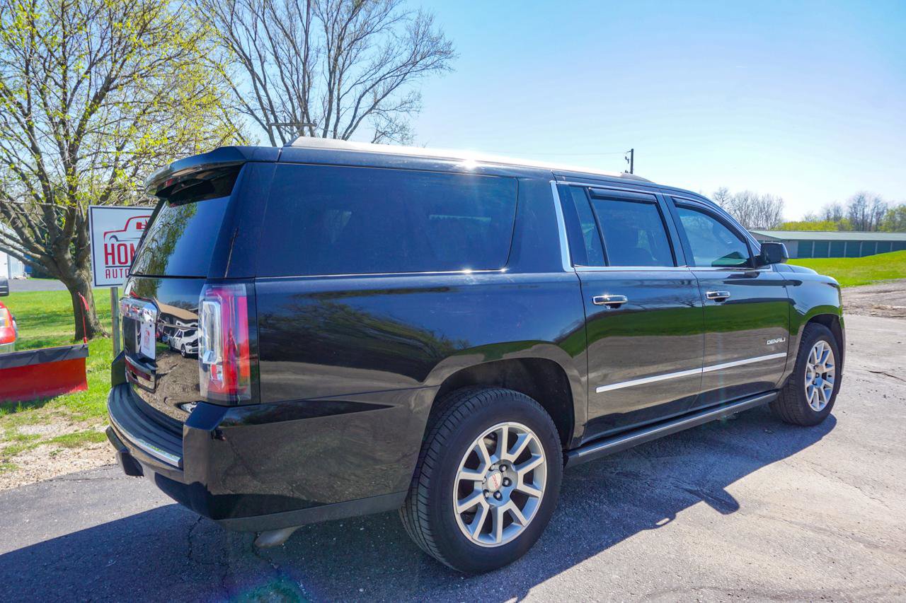Used 2015 GMC Yukon XL Denali w/ Premium Package AWD/4WD image 3
