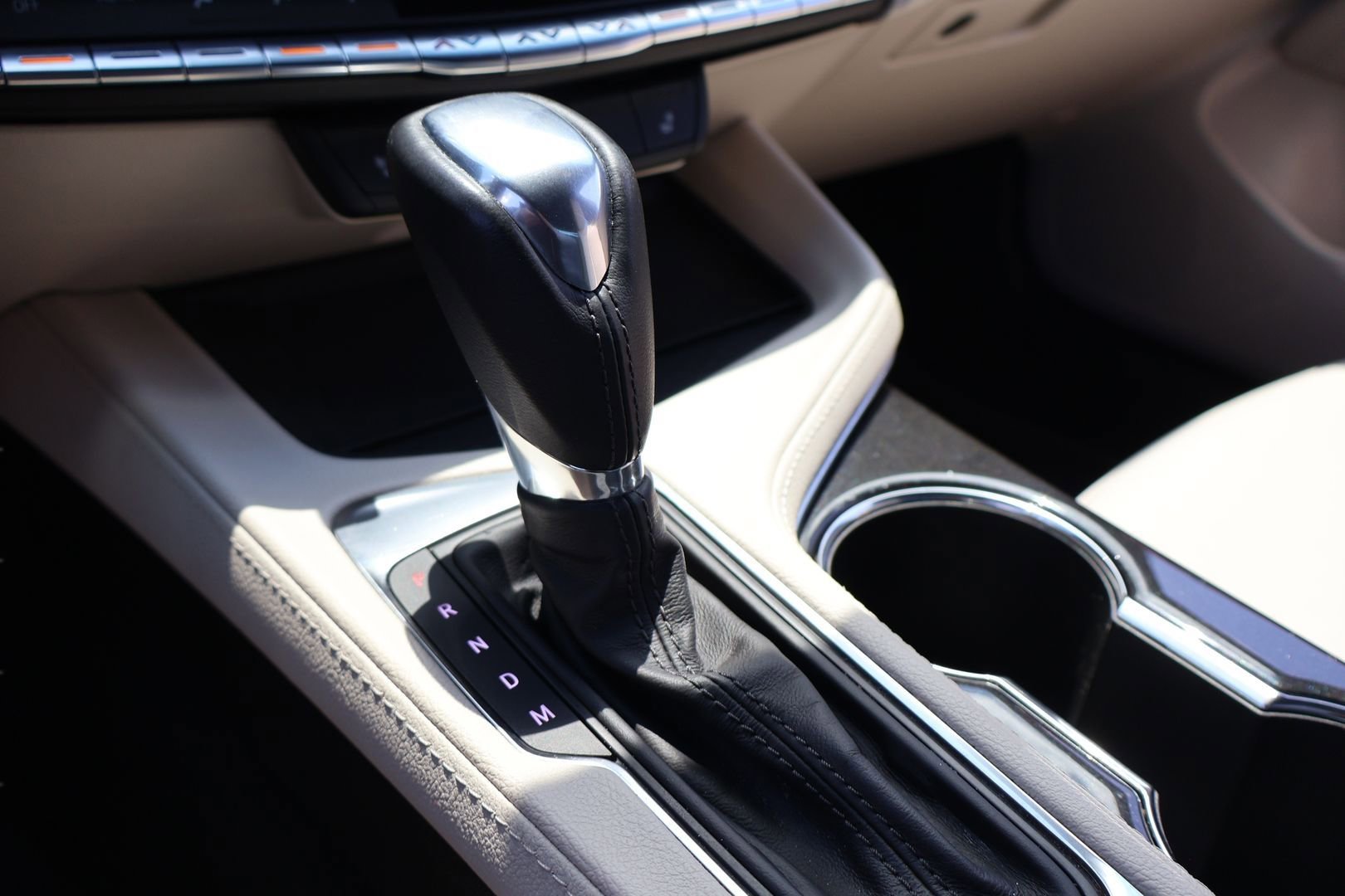 Used 2021 Cadillac CT4 Luxury w/ Sun And Sound Package RWD image 25