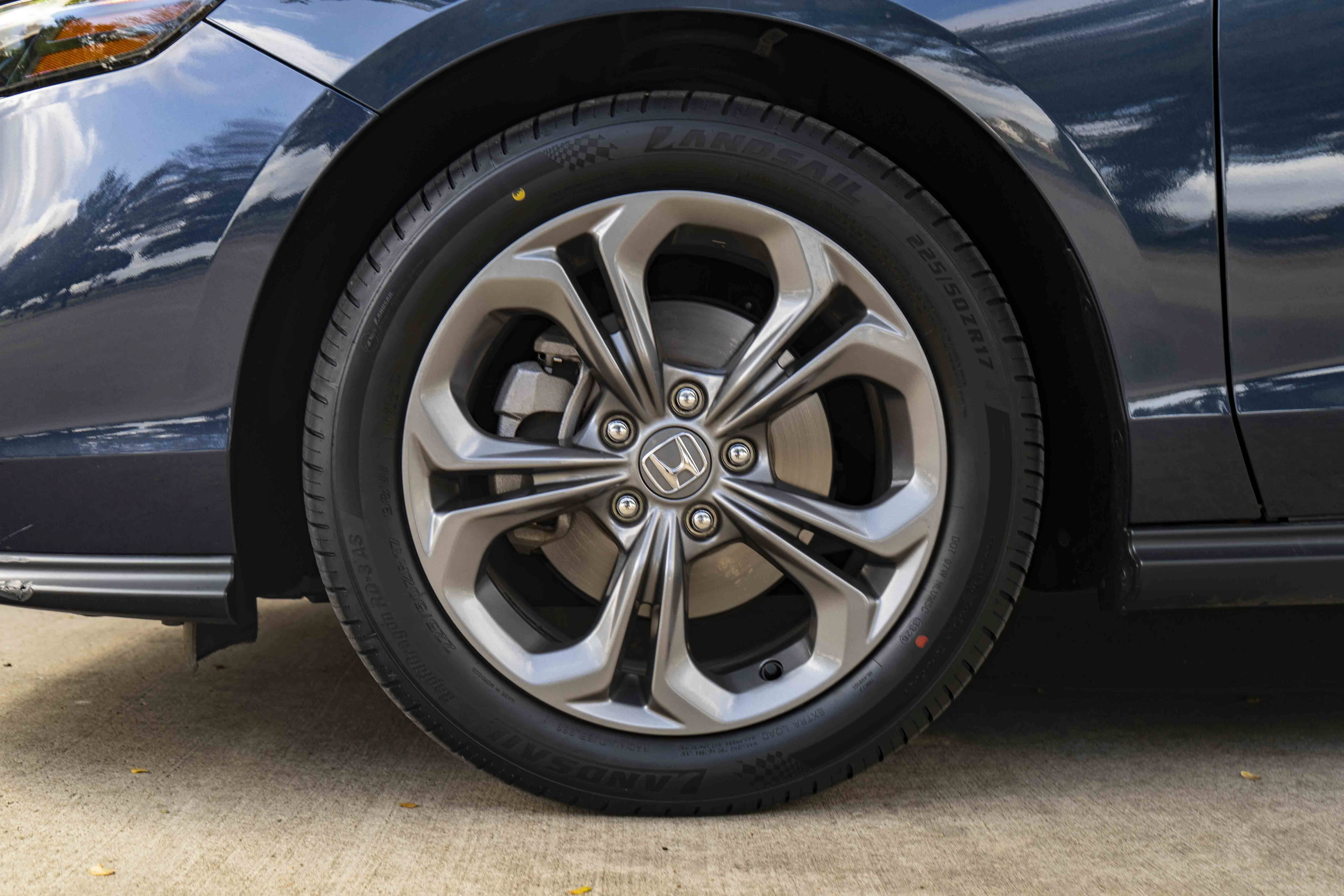 Certified 2024 Honda Accord EX image 13