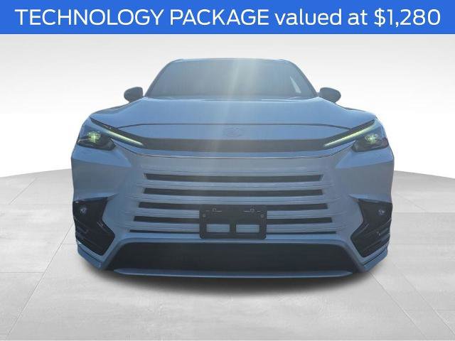 Used 2024 Lexus TX 500h AWD w/ Technology Package image 3