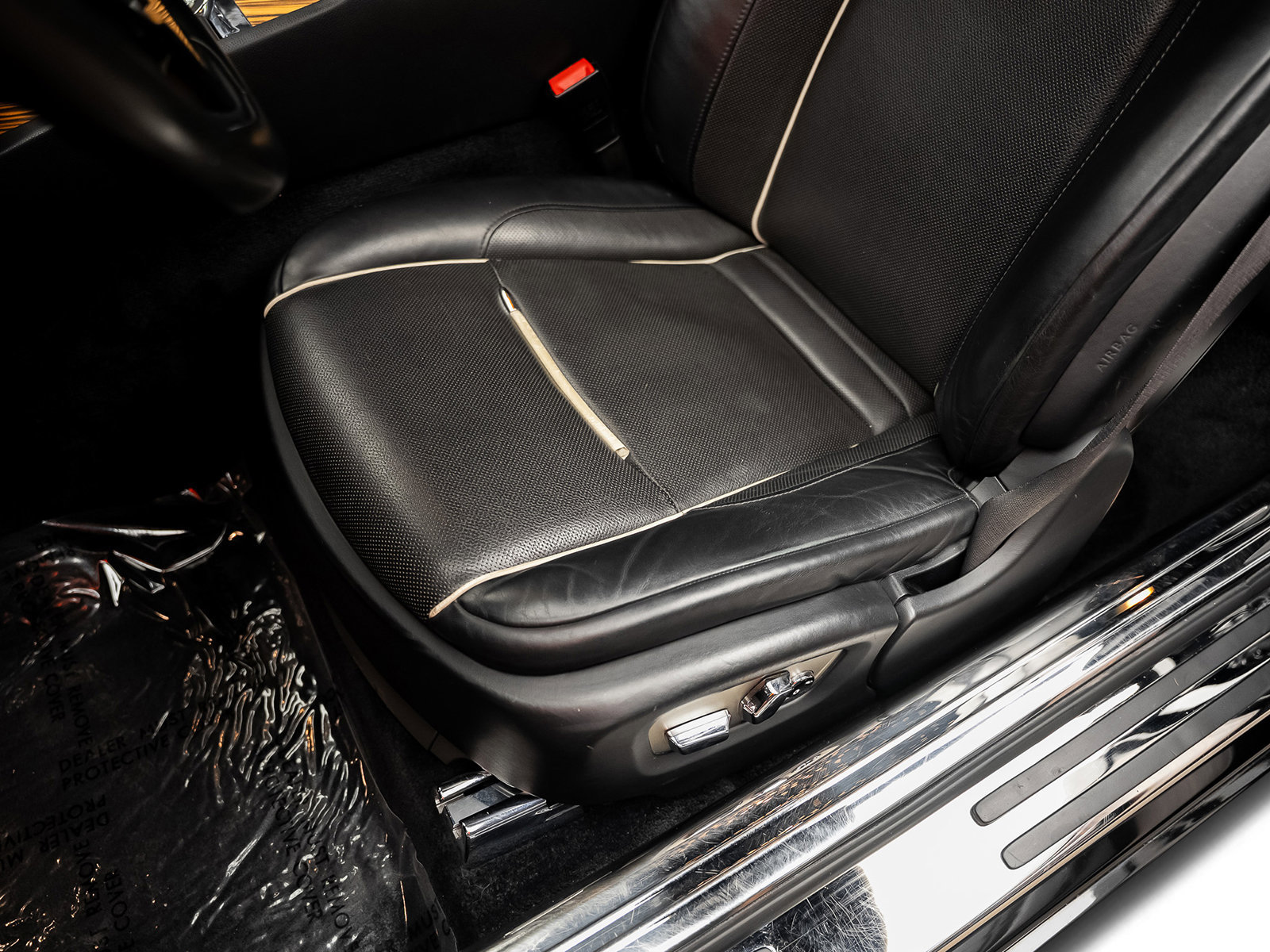 Used 2016 Rolls-Royce Wraith RWD image 31