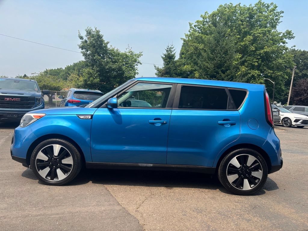 Used 2016 Kia Soul + w/ Designer's Package FWD image 5