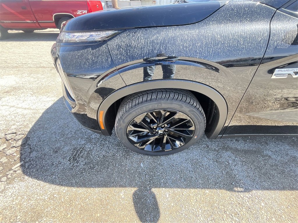 New 2025 Mitsubishi Outlander SEL Black Edition image 10