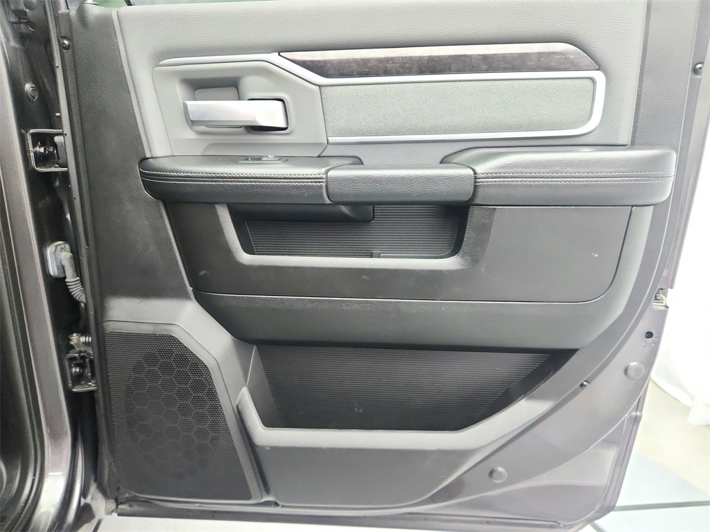 Used 2019 RAM 2500 Big Horn image 24