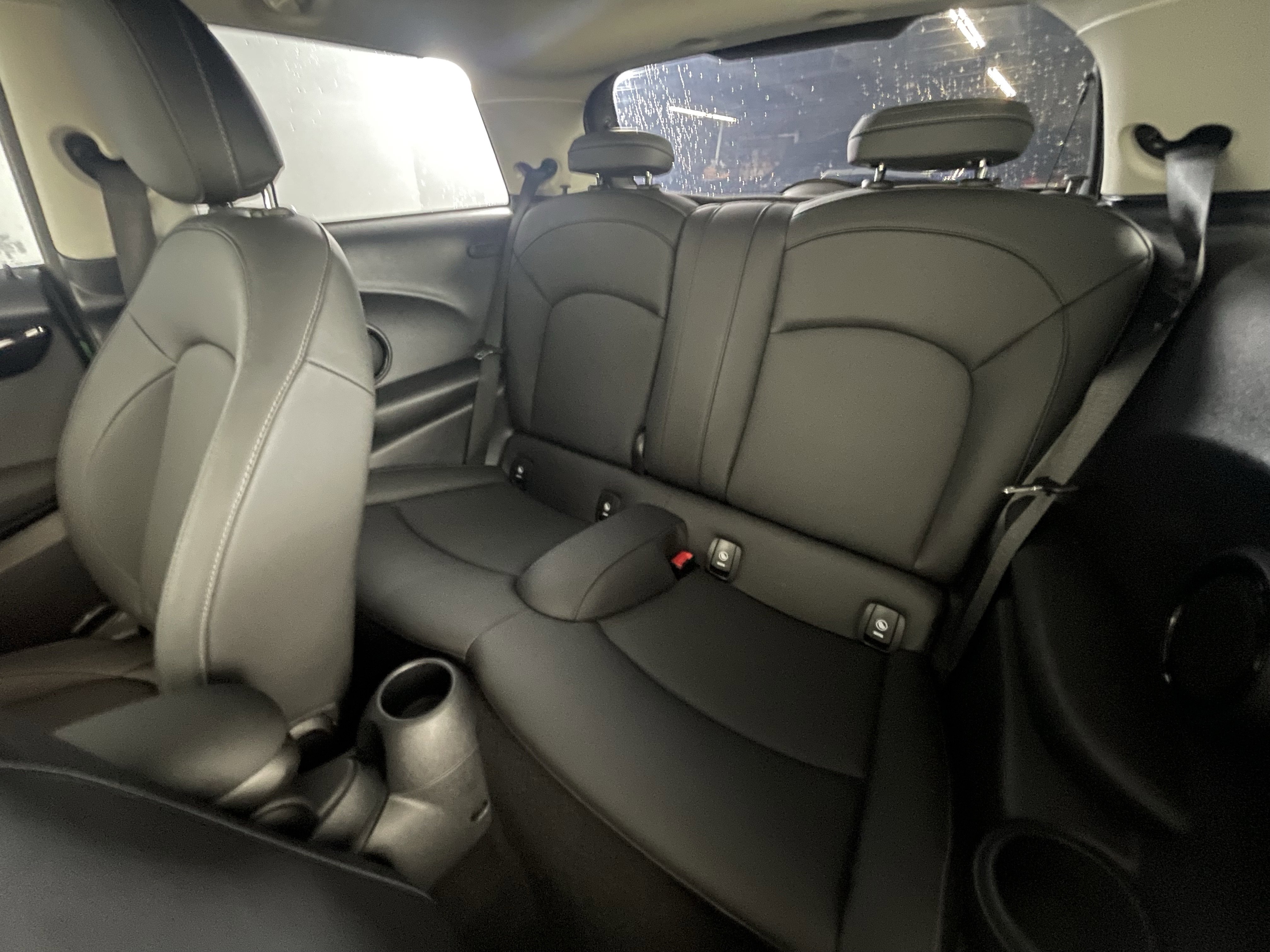 Used 2024 MINI Cooper 2-Door Hardtop image 15