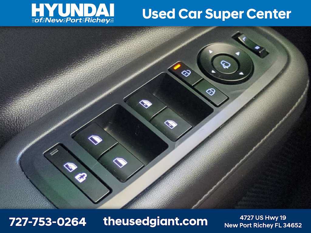 Used 2024 Hyundai Santa Fe Limited FWD image 29
