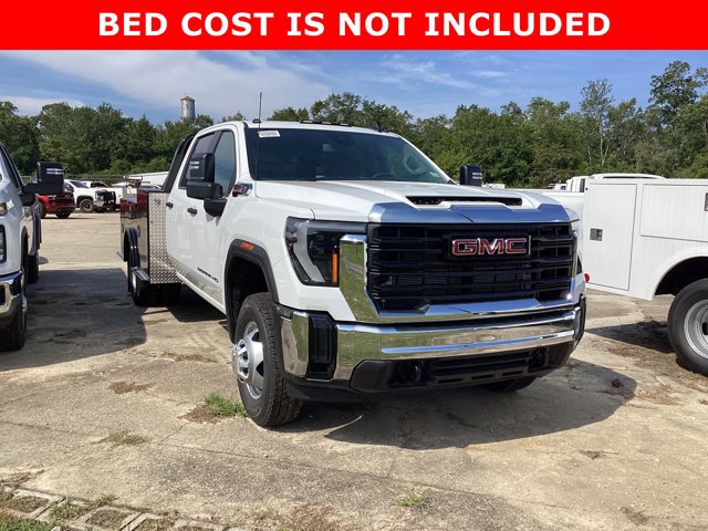 New 2025 GMC Sierra 3500 Pro w/ Convenience Package image 3
