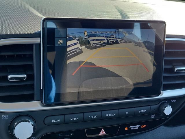 New 2026 Hyundai Venue SE image 9