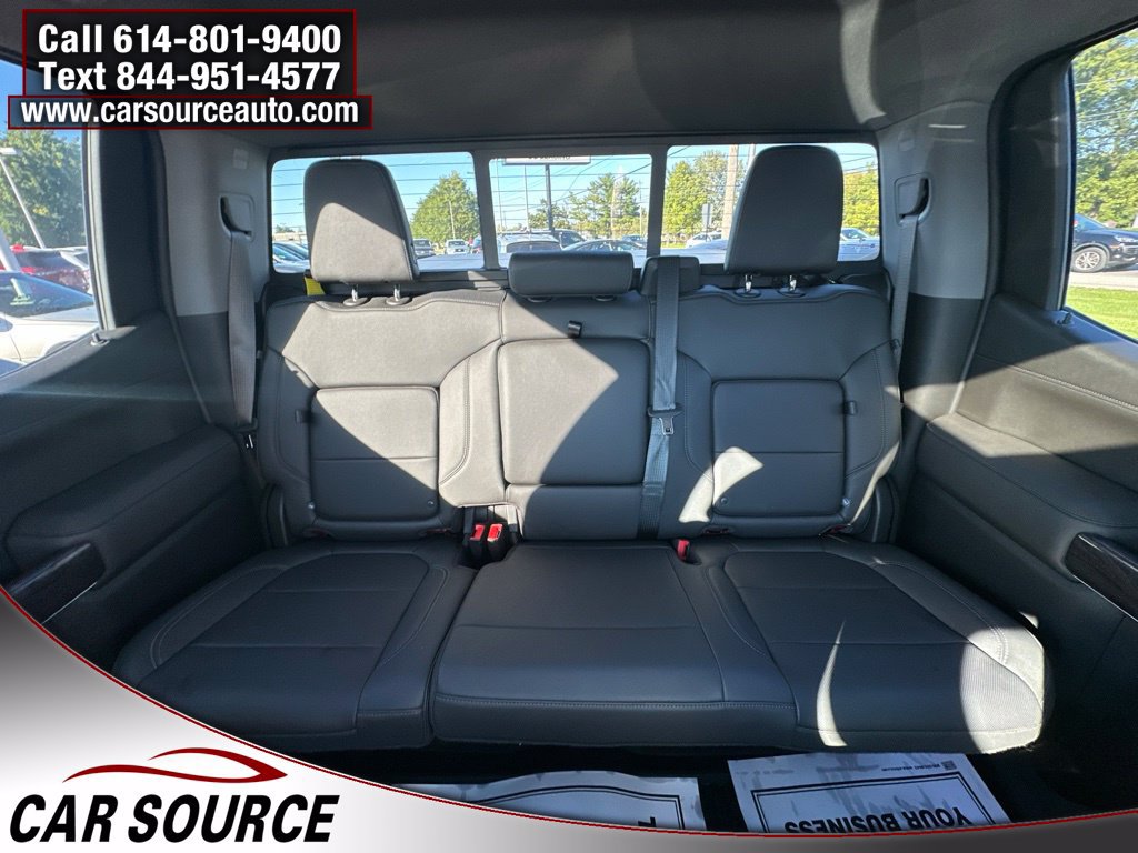 Used 2022 Chevrolet Silverado 1500 LTZ w/ LTZ Premium Package AWD/4WD image 22