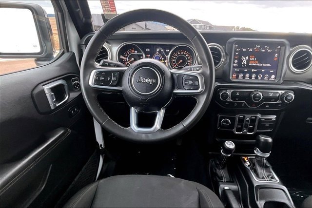 Used 2023 Jeep Gladiator Overland image 9