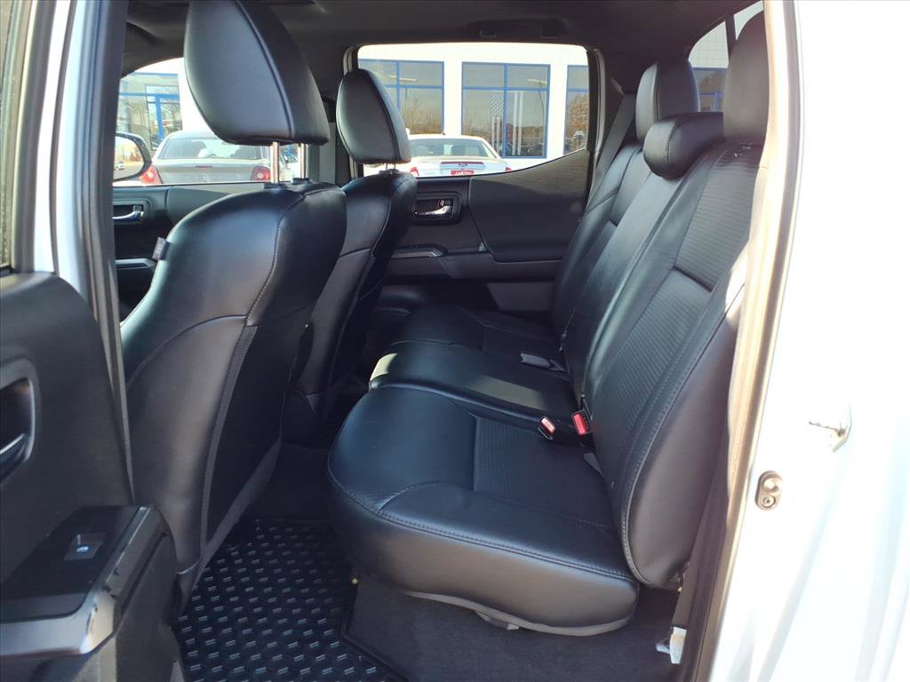Used 2019 Toyota Tacoma SR5 image 14